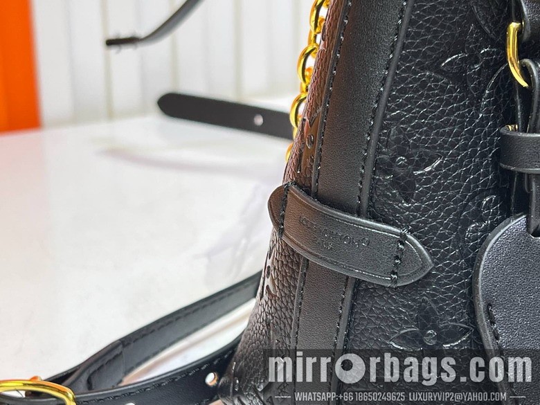1:1 Louis Vuitton Bags M13014 26x17x10cm ss1