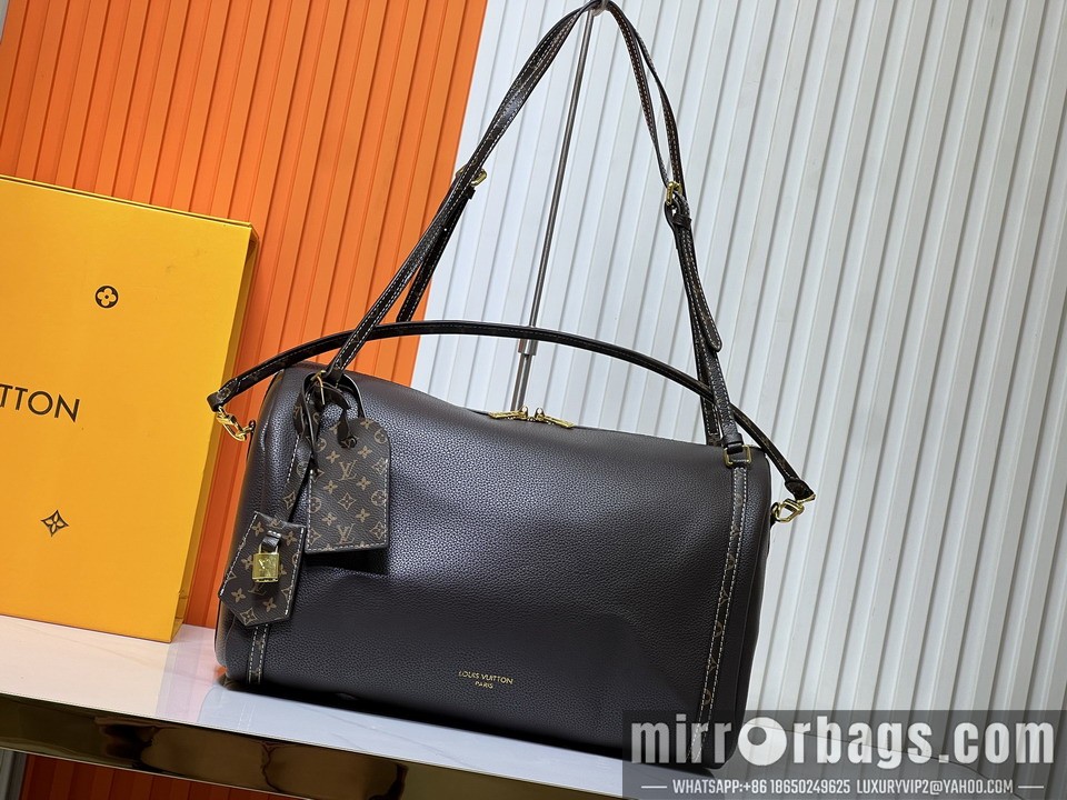 1:1 Louis Vuitton Bags M13668 40x20x25cm ss2