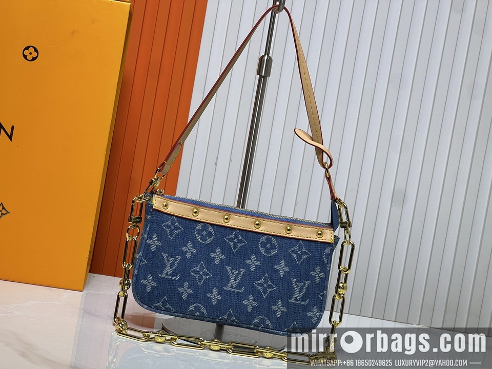 1:1 Louis Vuitton Bags Pochette Acc M13404 22x13x4cm ss2