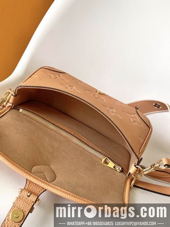 1:1 Louis Vuitton Bags M11817 23X16X8.5cm WP