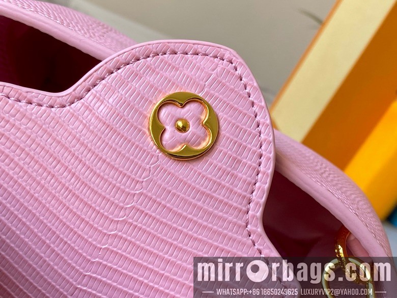 1:1 Louis Vuitton Bags Cap M99527 21x14x8cm ss2