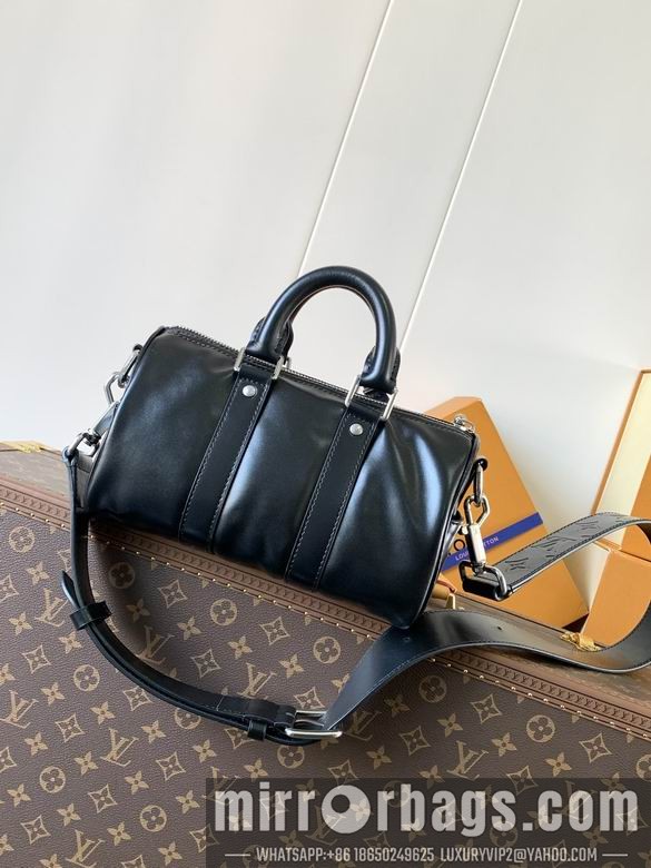 1:1 Louis Vuitton Bags M13988 15X11X25cm WP