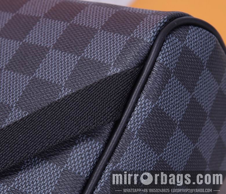 1:1 Louis Vuitton Bags M40365 32X40X13cm WP