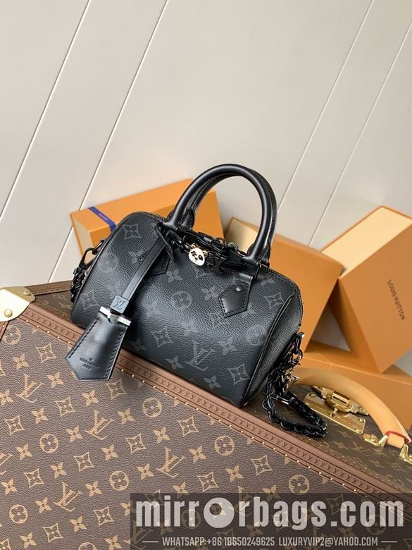 1:1 Louis Vuitton Bags M24606 18X12.5X11cm WP