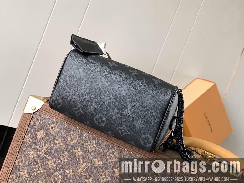 1:1 Louis Vuitton Bags M24606 18X12.5X11cm WP