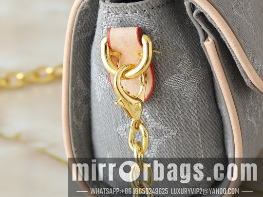 1:1 Louis Vuitton Bags Camille M13566 20.5x11x6cm ss1