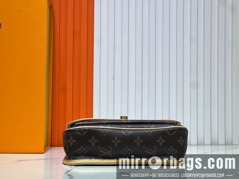 1:1 Louis Vuitton Bags M57072 23x17x11cm ss