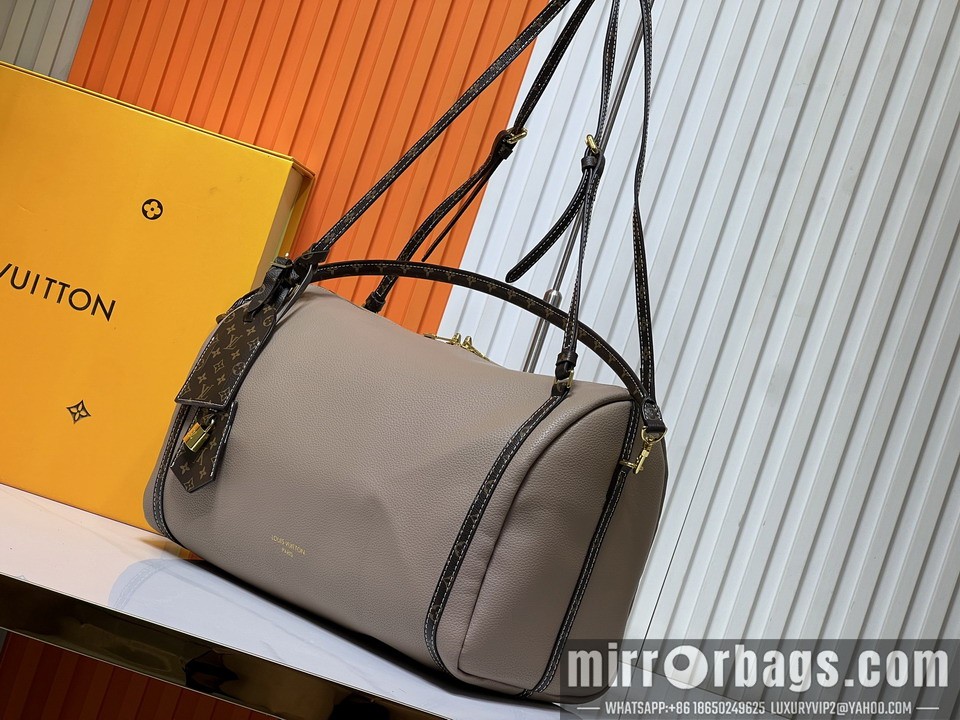 1:1 Louis Vuitton Bags M13668 40x20x25cm ss