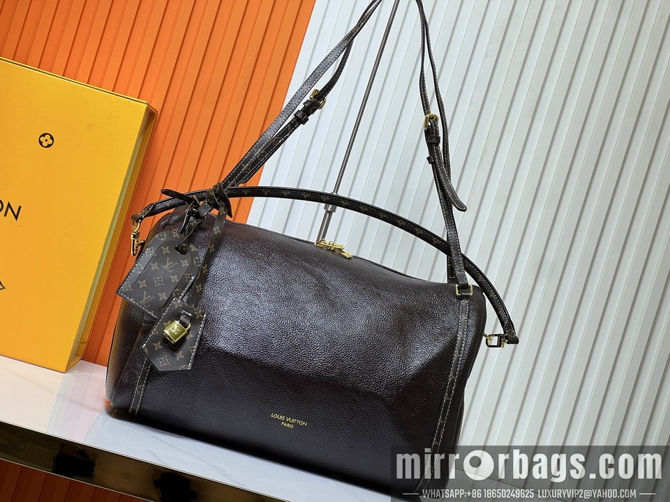 1:1 Louis Vuitton Bags M13668 40x20x25cm ss1