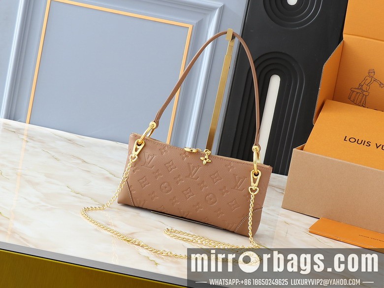 1:1 Louis Vuitton Bags Sevres M12174 25x13x5cm ss5