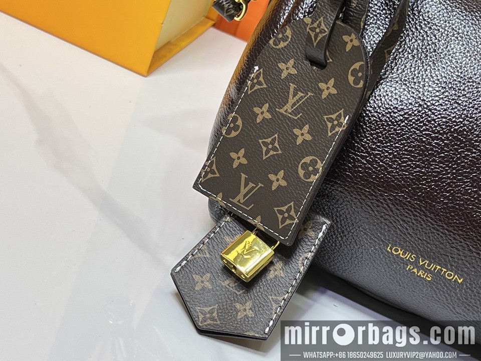 1:1 Louis Vuitton Bags M13667 25x15x18cm ss1