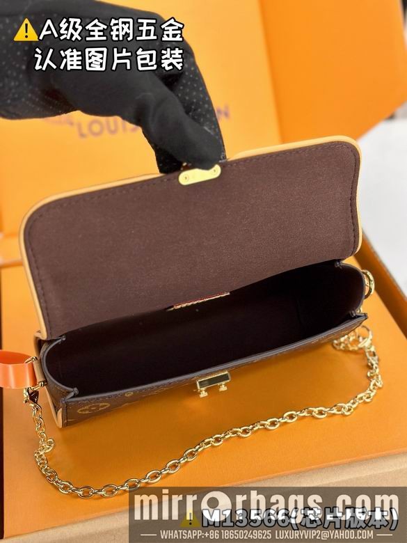 1:1 Louis Vuitton Bags M13566 11X6X20.5cm WP