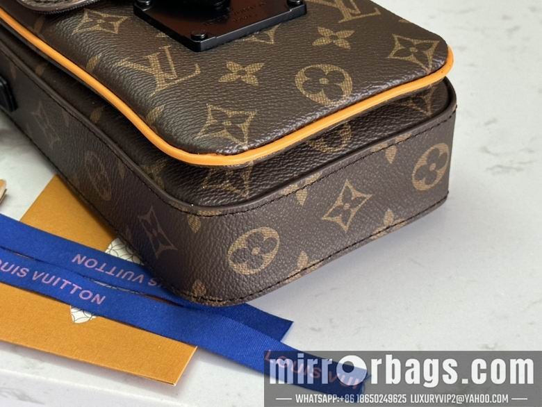 1:1 Louis Vuitton Bags M82535 12X19X7cm WP