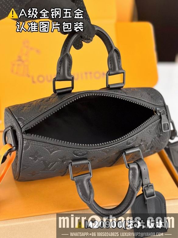 1:1 Louis Vuitton Bags M20900 15X11X25cm WP