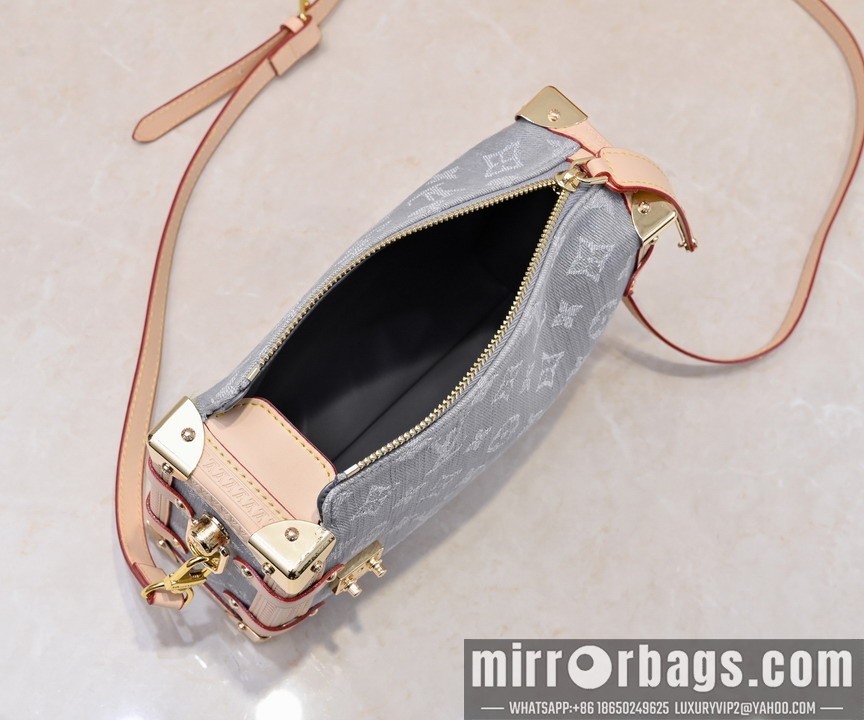1:1 Louis Vuitton Bags Side trunk M46358 21x14x6cm ss5