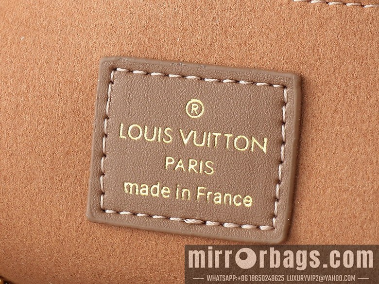 1:1 Louis Vuitton Bags Sevres M12174 25x13x5cm ss5
