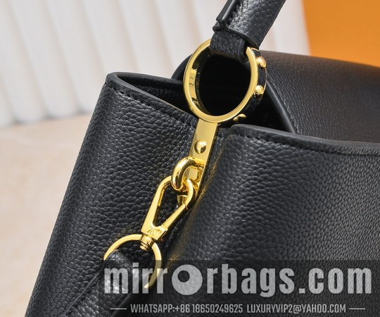 1:1 Louis Vuitton Bags Cap M24664 33x19x9cm ss