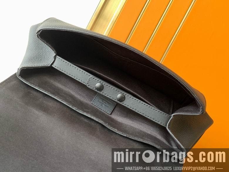 1:1 Louis Vuitton Bags M21367 30X40X13cm WP