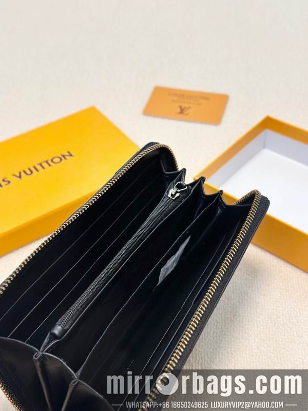 1:1 Louis Vuitton Bags LV 20x10cm ZC1