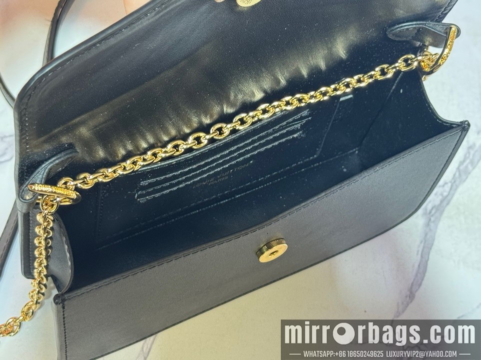 1:1 Louis Vuitton Bags Chain M14564 11.5x4x20cm ss