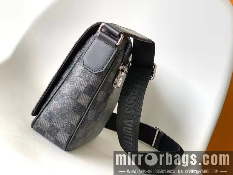 1:1 Louis Vuitton Bags M46255 26X20X7cm WP 2colour