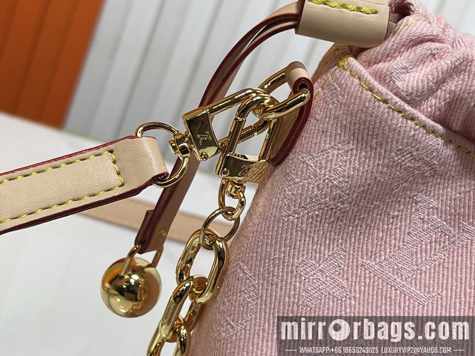 1:1 Louis Vuitton Bags M83043 18x20cm ss1