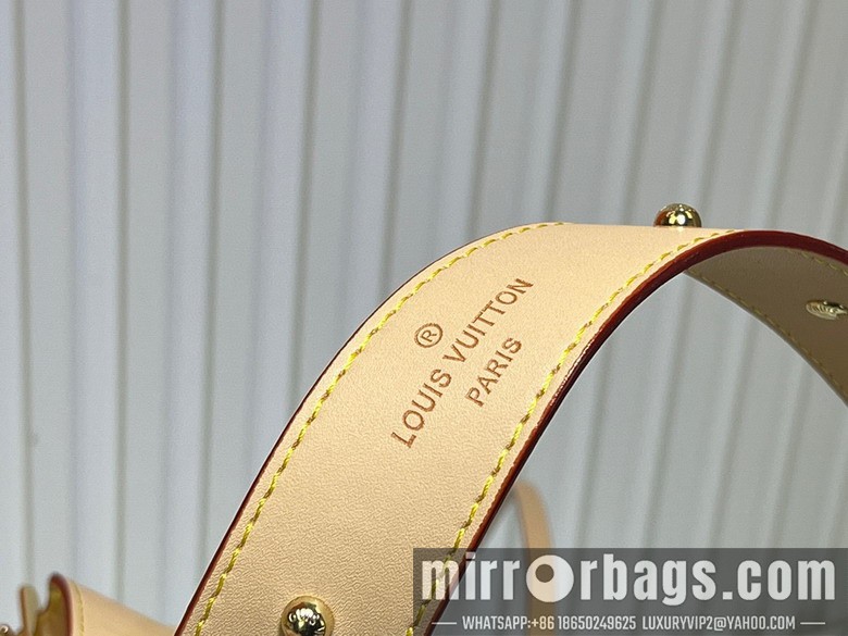 1:1 Louis Vuitton Bags CarryAll M46203 29x24x12cm ss
