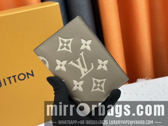 1:1 Louis Vuitton Bags M60411 10x14x2.5cm ss