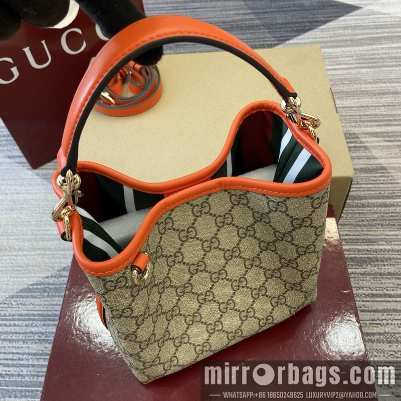 Gucci Bags 815118 19x18x11cm MP 2色