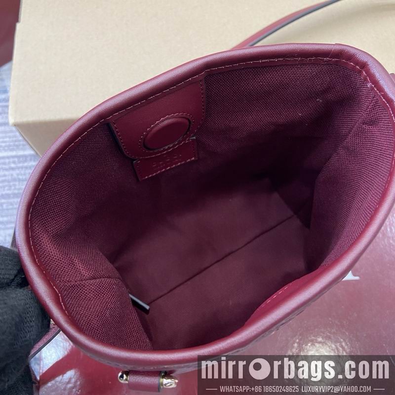 Gucci Bags 847090 15x18x8cm MP 3色