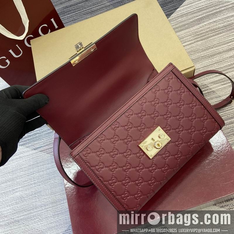Gucci Bags 838998 26x18x11.5cm MP 4色