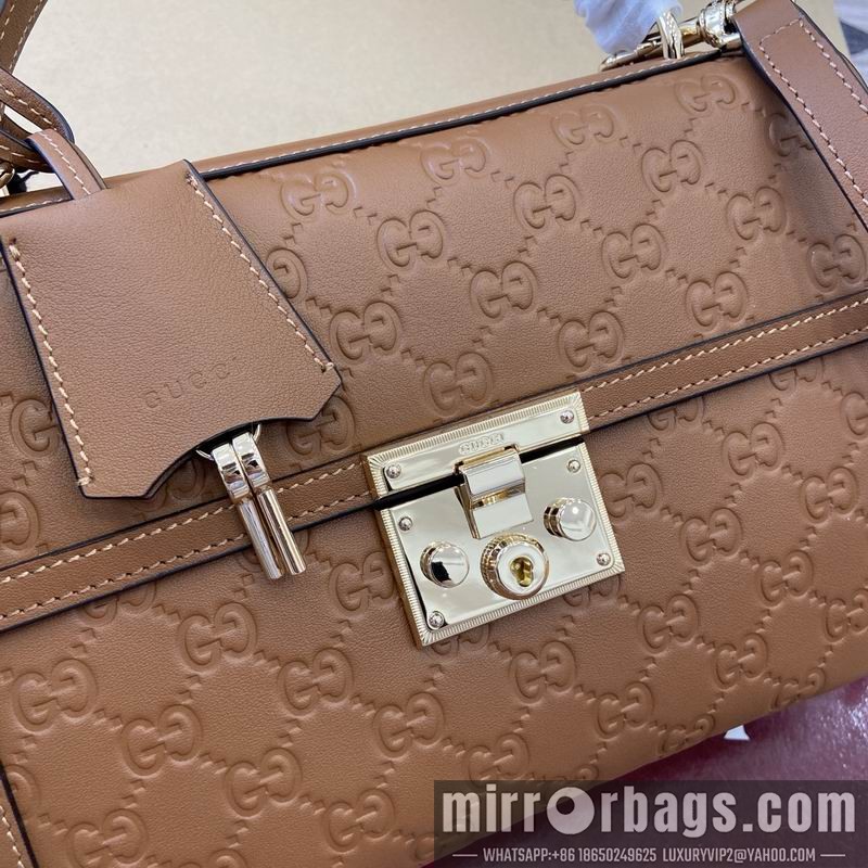 Gucci Bags 838998 26x18x11.5cm MP 4色