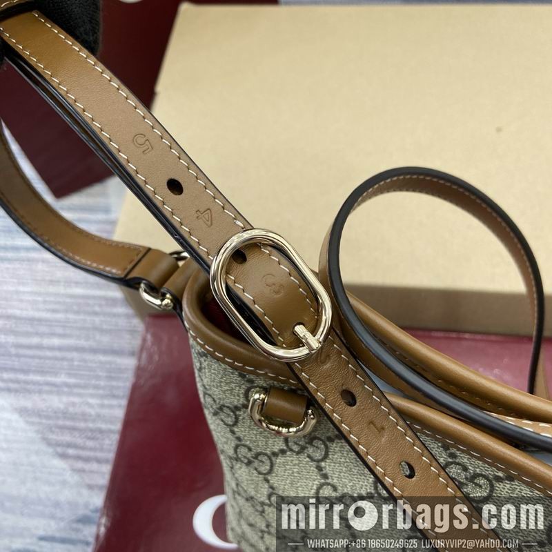 Gucci Bags 847090 15x18x8cm MP 2色