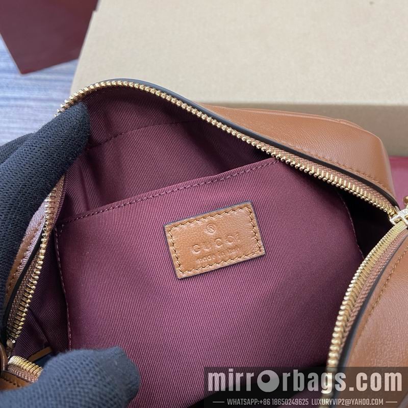 Gucci Bags 855273 24x15x8cm MP3