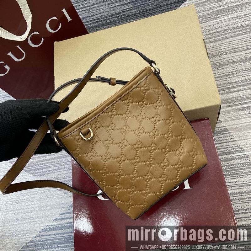 Gucci Bags 847090 15x18x8cm MP 3色