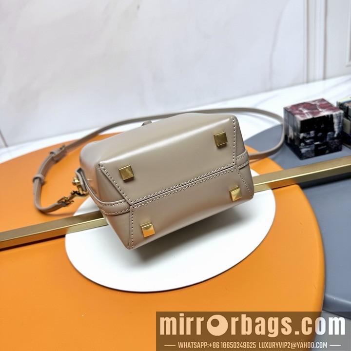 YSL Bags YSL 765870 15x13x6cm 8D8