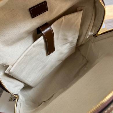 Gucci Bags Supreme 704017 31.5X41X14.5cm MP