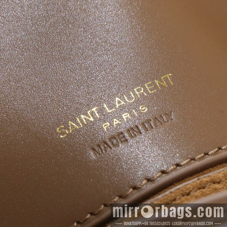 YSL Bags YSL 749036 17x20x13cm 8D5