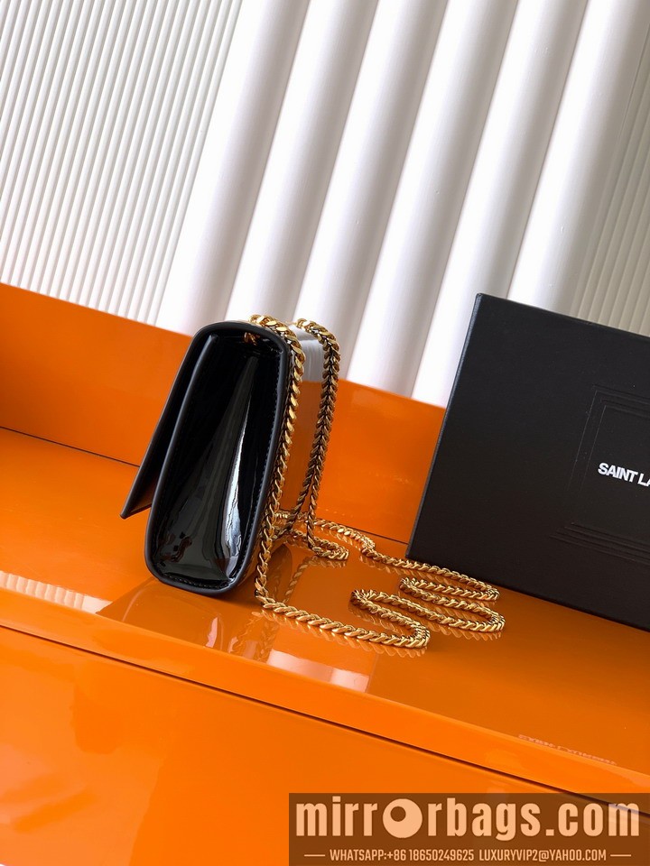 YSL Bags YSL kate 377629 20x12.5x5cm 8D1
