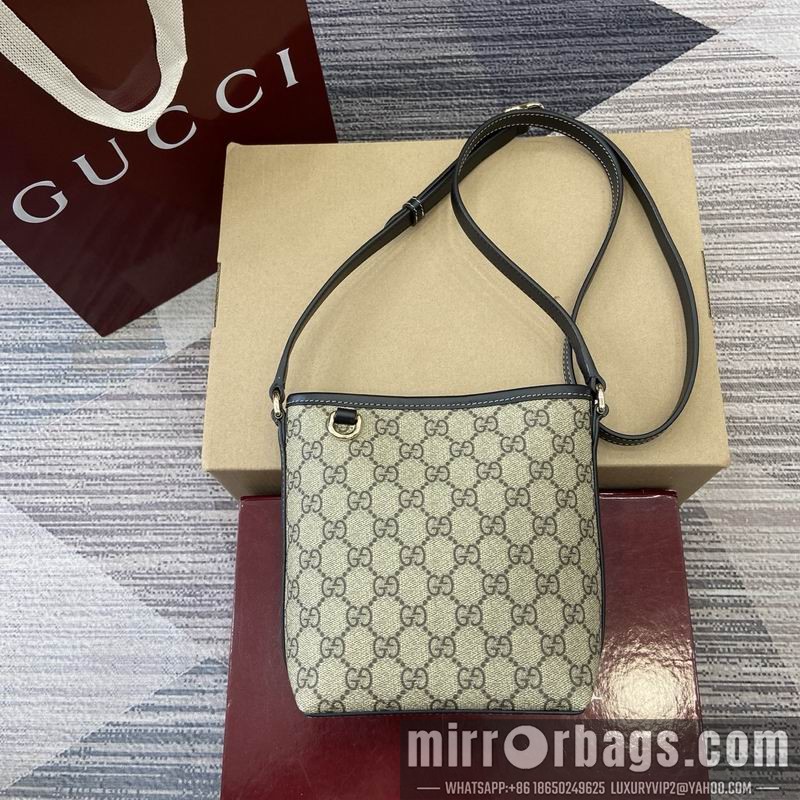 Gucci Bags 847090 15x18x8cm MP 2色