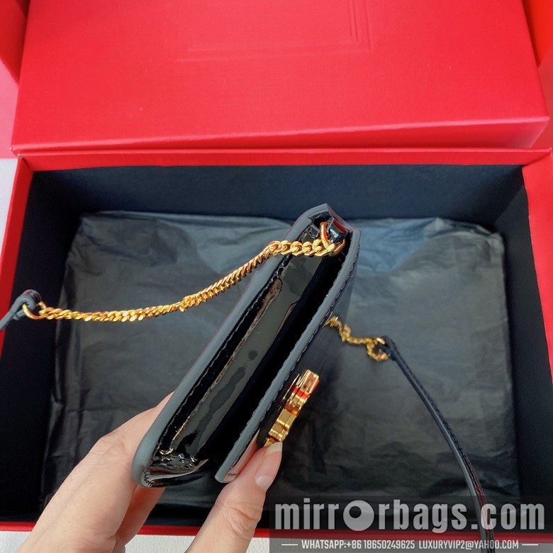 YSL Bags YSL Holder 635095 18x11x2cm 8D