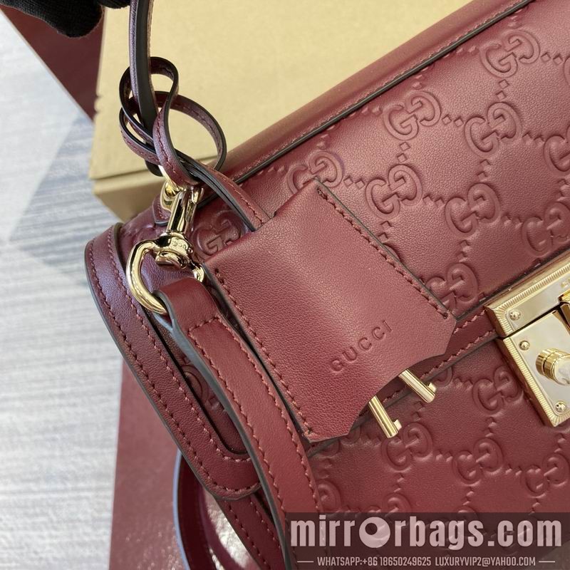 Gucci Bags 838998 26x18x11.5cm MP 4色