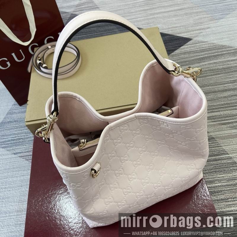 Gucci Bags 815103 25x35x15.5cm MP