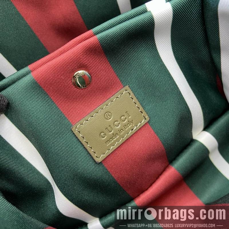 Gucci Bags 815118 19x18x11cm MP 2色