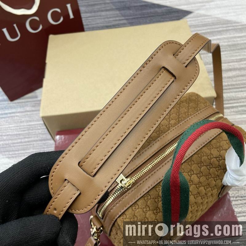 Gucci Bags 859975 20x13x13cm MP3