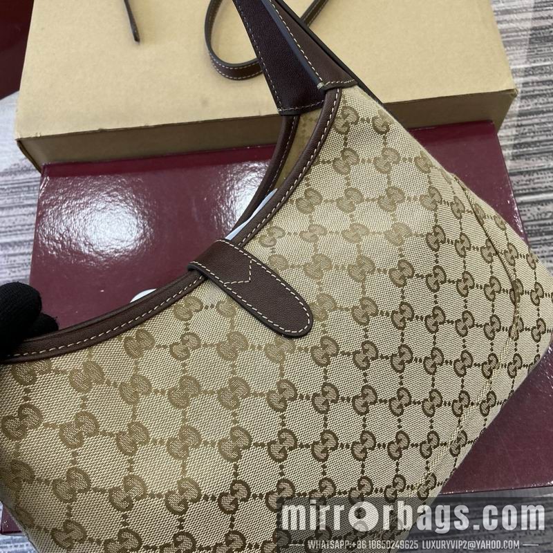 Gucci Bags 863136 28x19x4.5cm MP