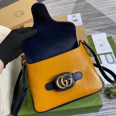 Gucci Bags BG648934 23.5x17.5x5