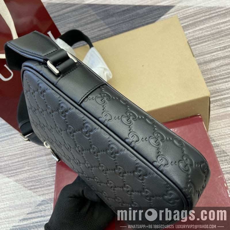 Gucci Bags 850238 16x23x5cm MP