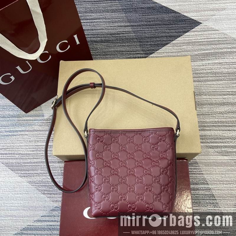 Gucci Bags 847090 15x18x8cm MP 3色