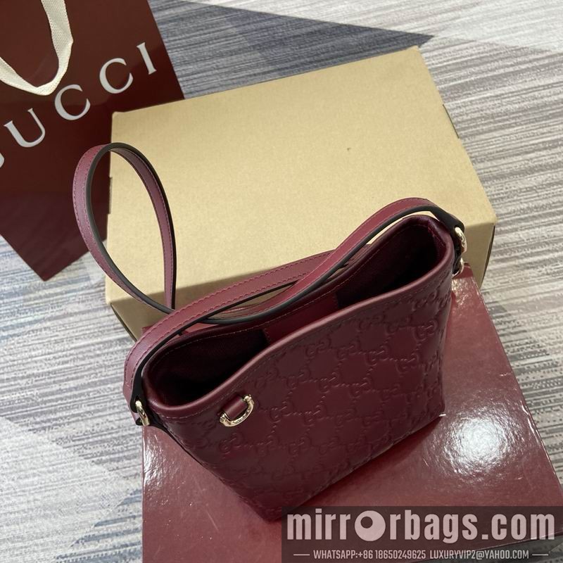 Gucci Bags 847090 15x18x8cm MP 3色